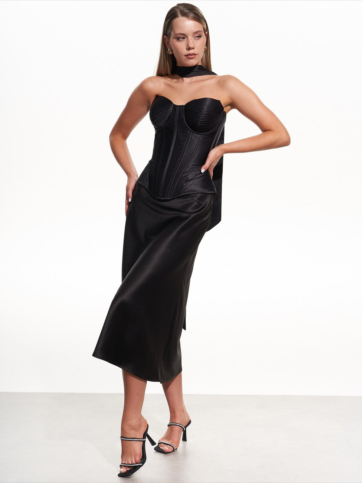 MADONNA CORSET || IN BLACK