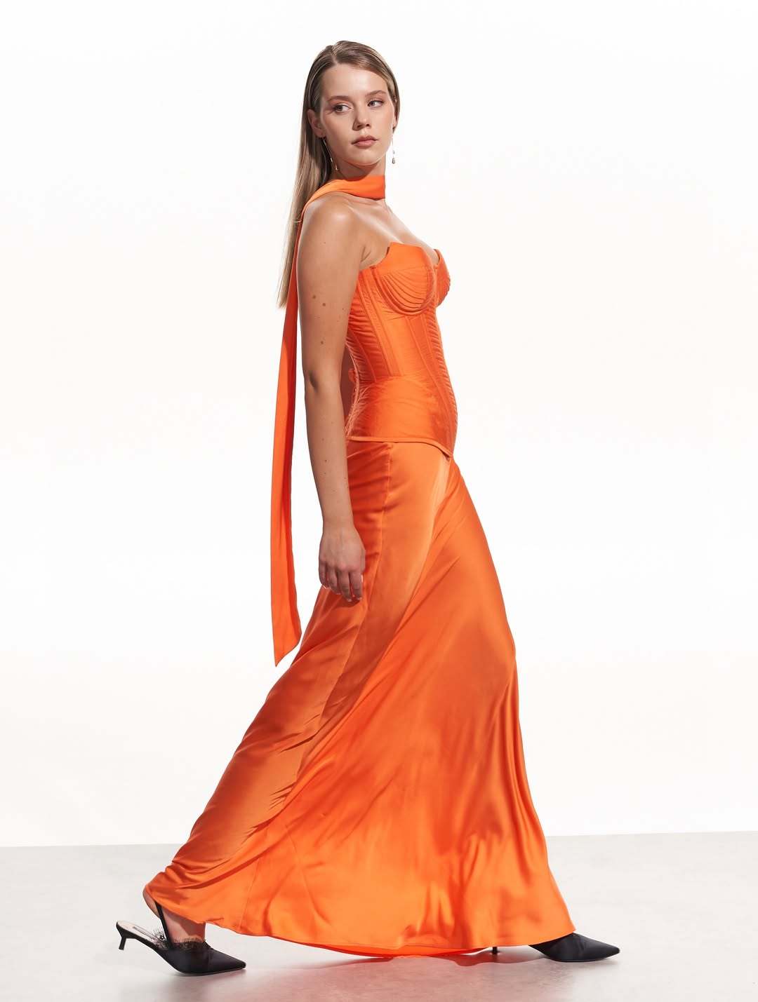 MADONNA CORSET || IN ORANGE