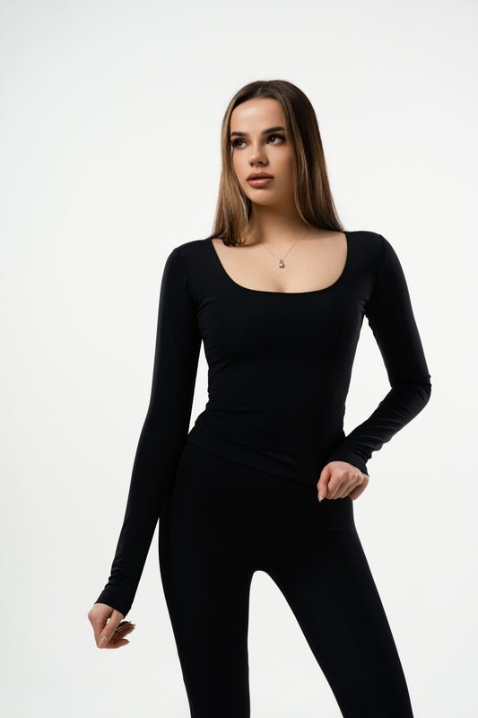 SECOND SKIN | V-LONG IN BLACK